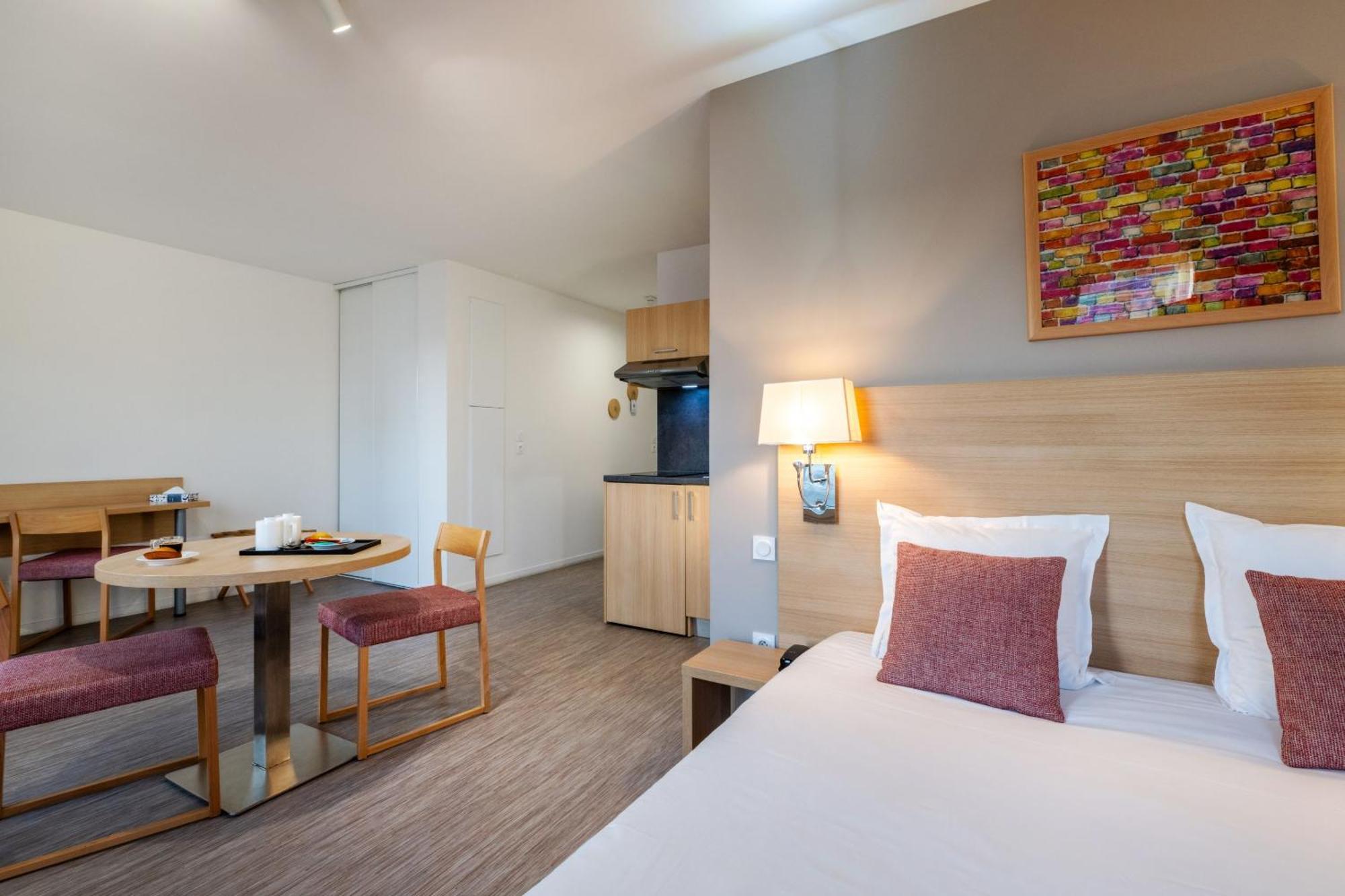 Appart Hotel Odalys City Nantes Cite Des Congres Exterior photo