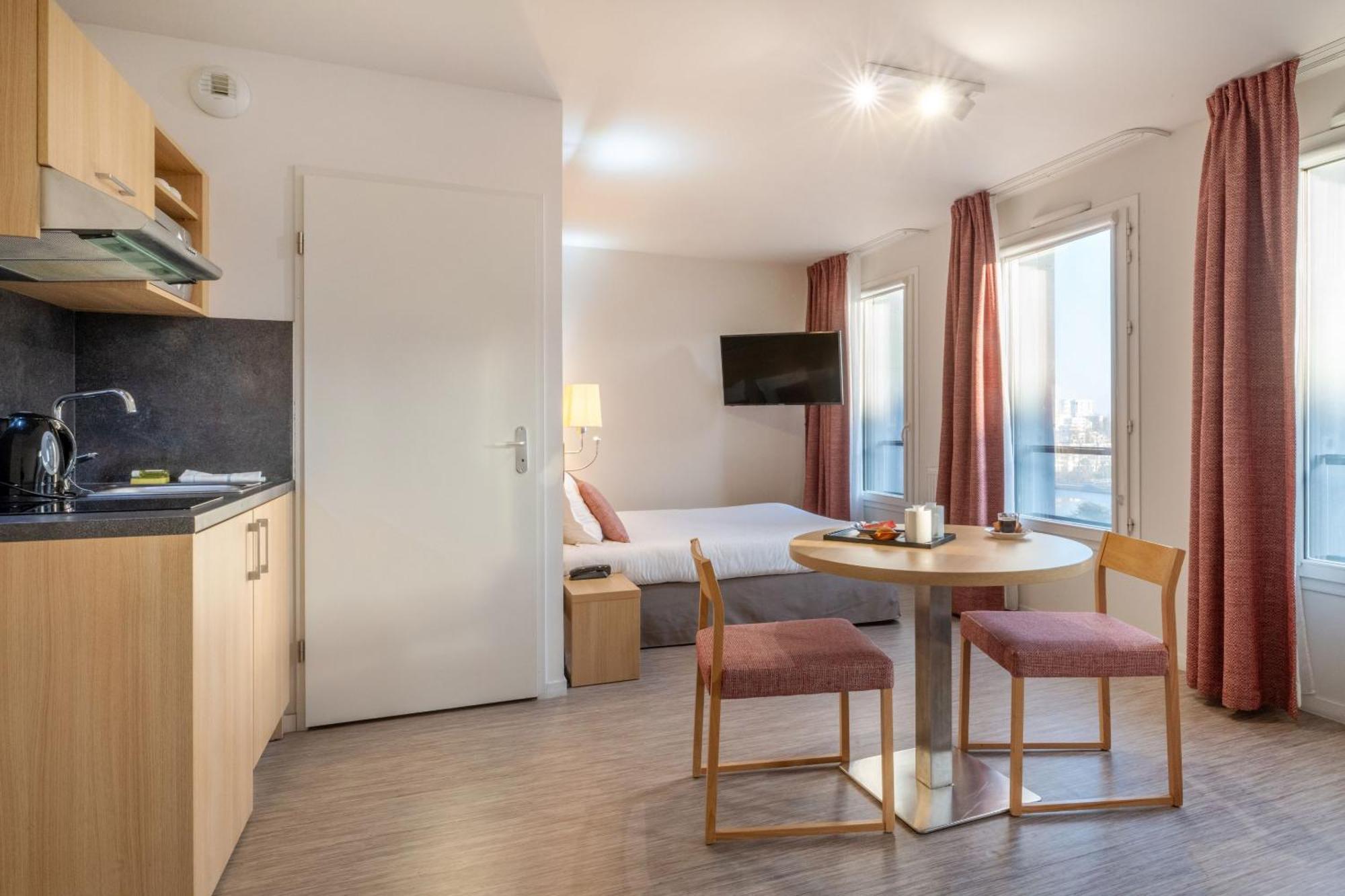 Appart Hotel Odalys City Nantes Cite Des Congres Exterior photo